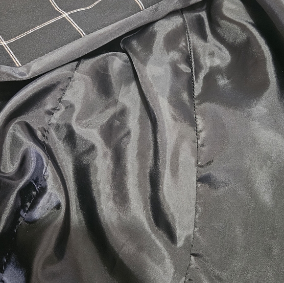 Liz Claiborne Womes jacket size 16. - Picture 13 of 13